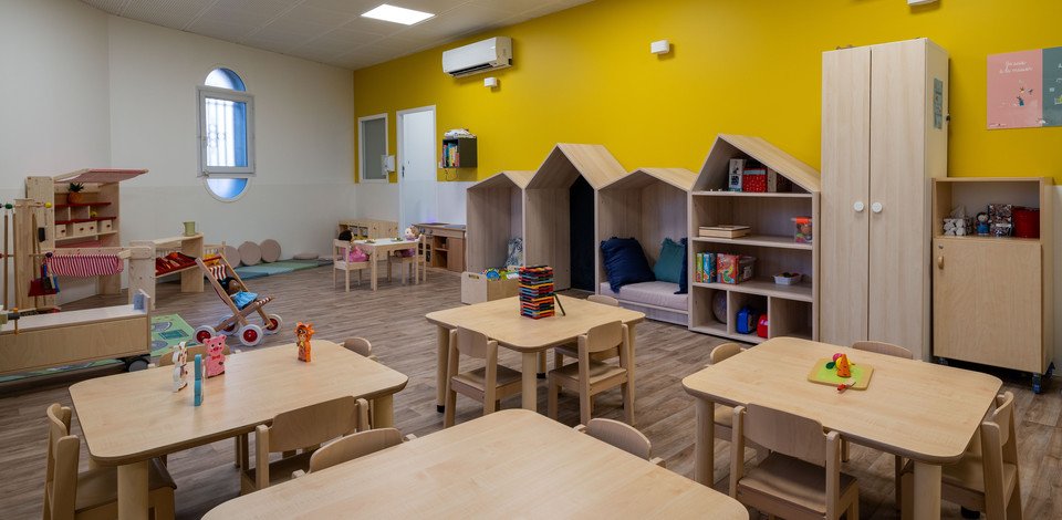 Crèche Bordeaux Lilorev people&baby espace de vie tables enfants projet pédagogique
