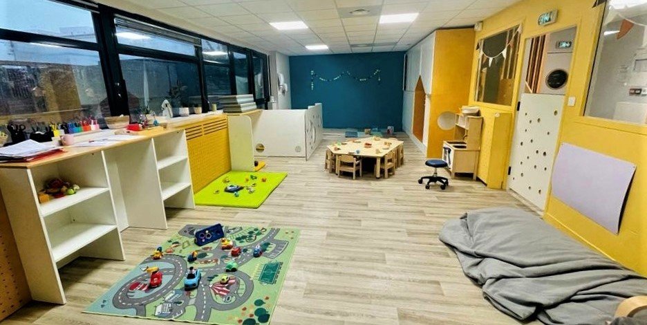 Crèche Villeurbanne Les bleus de Thula people&baby espace de vie jeux enfants projet pédagogique