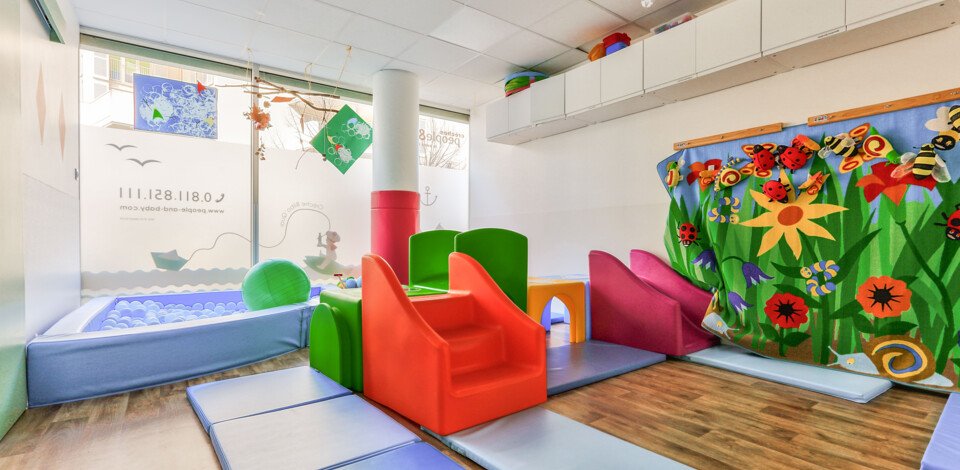 Crèche Bordeaux Tourni'quai people&baby espace de vie motricité éveil enfants