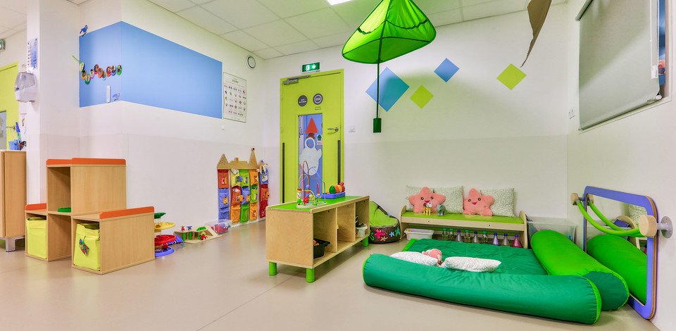 Crèche Bordeaux O des Sens people&baby espace de vie tapis d'éveil jeux enfants