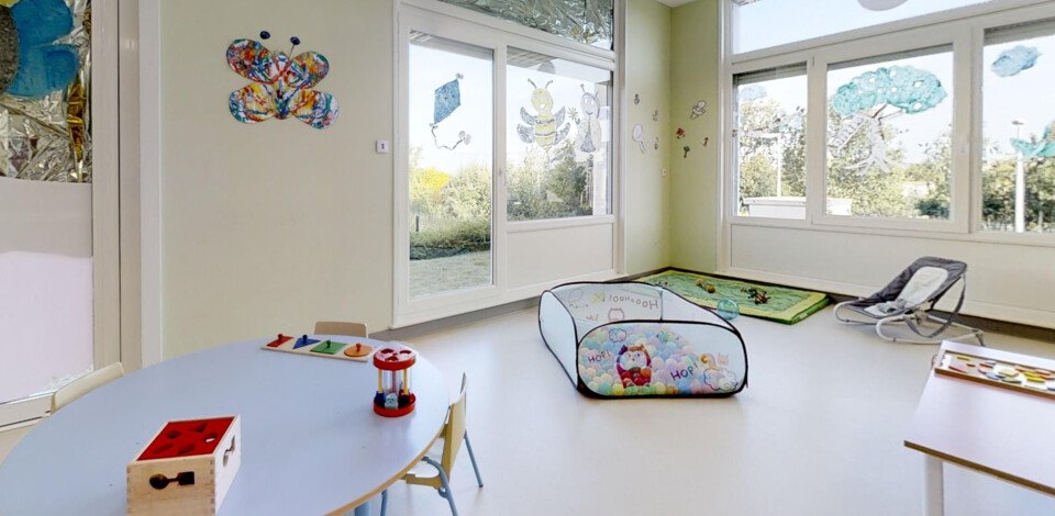 Crèche Arras Voie lactée people&baby espace de vie tapis d'éveil bébé jeux enfants