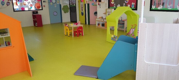 Crèche, Mantes à l'Ô, Mantes-la-Jolie, 78200