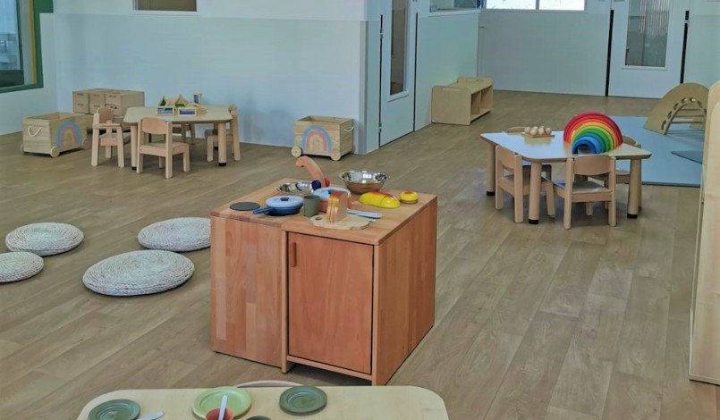 Crèche Sannois Perlette people&baby espace de vie jeux enfants jeux en bois éveil pédagogie