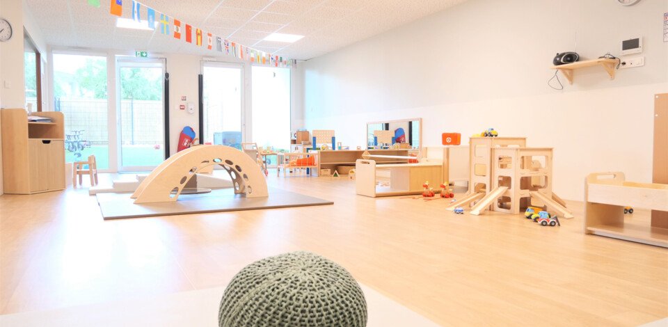 Crèche Nantes Flic Flac Floc people&baby espace de vie jeux enfants jeux en bois