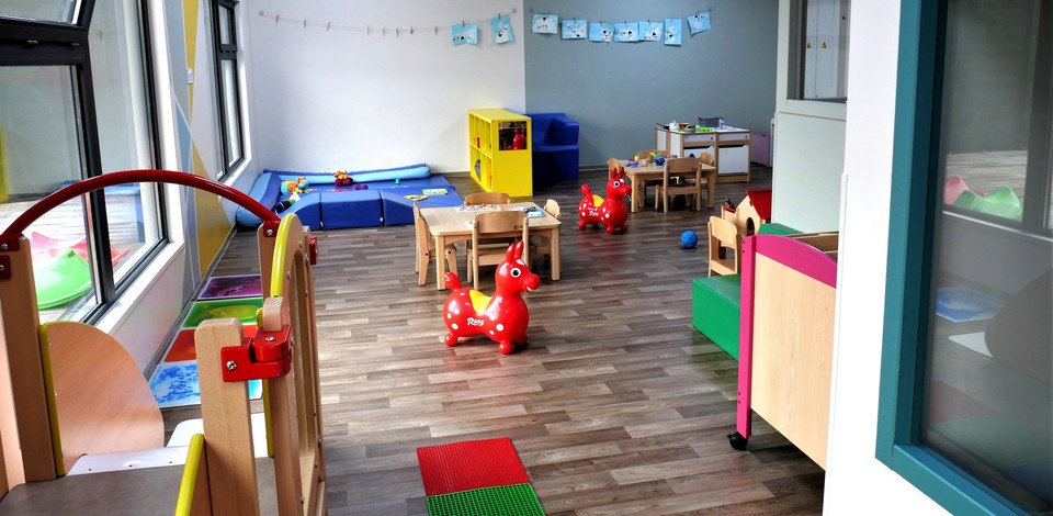Crèche Champigny-sur-Marne Hibiscus people&baby espace de vie jeux enfants motricité pédagogie