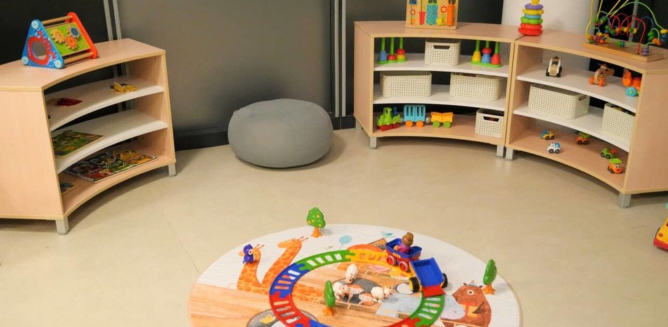 Crèche Mantes-la-Jolie Diabolo Mantes people&baby espace de vie jeux enfants jeux en bois projet pédagogique