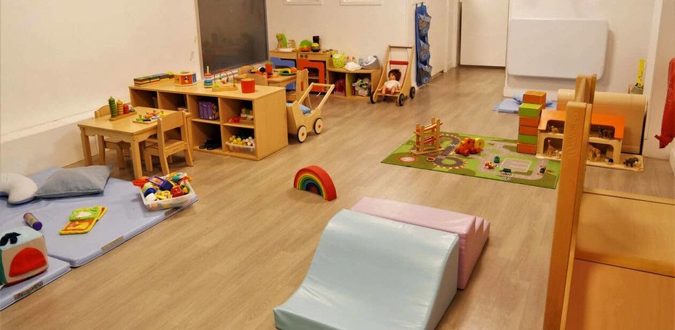 Crèche Versailles Sepia people&baby espace de vie jeux enfants jeux en bois éveil pédagogie