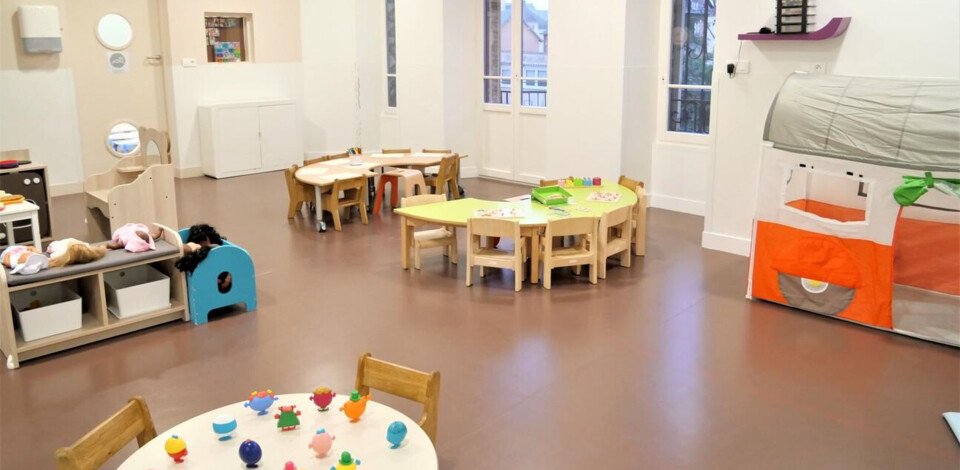Crèche Dreux Bébé bonheur people&baby espace de vie jeux en bois jeux enfants