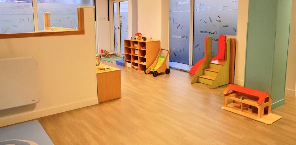 Crèche Clamart Cobalt people&baby espace de vie jeux enfants jeux en bois pédagogie 