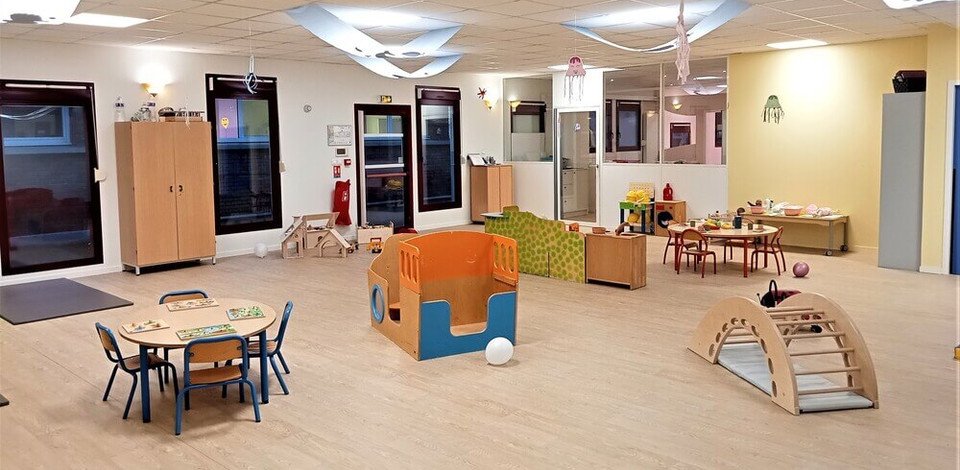 Crèche Brebières Les Pious Pious people&baby espace de vie jeux enfants tapis motricité 