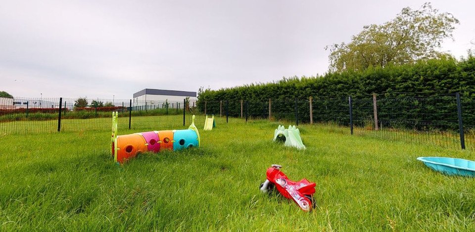 Crèche Gisors Les pandas people&baby jardin enfants espace extérieur nature jeux enfants éveil