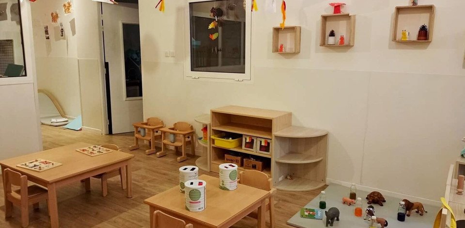 Crèche Marseille Loup et compagnie people&baby espace de vie jeux en bois jeux enfants