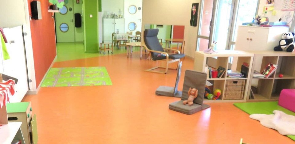 Crèche Talensac 1 2 3 Célia people&baby espace de vie jeux bébé enfants pédagogie