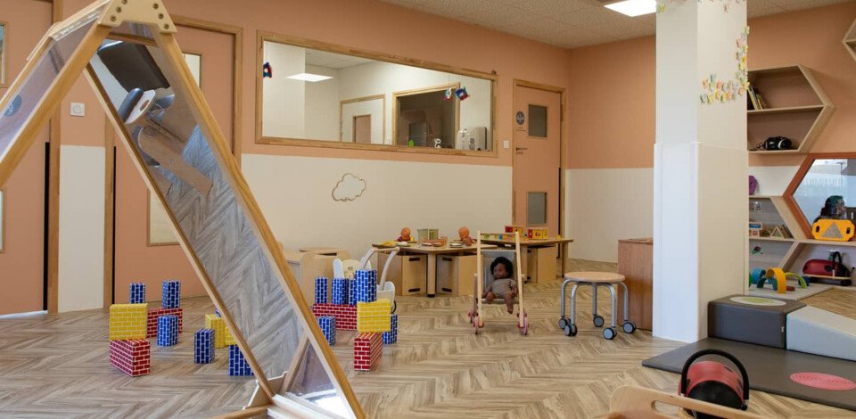 Crèche Toulouse Baby Fly people&baby jeux en bois espace de vie bébé