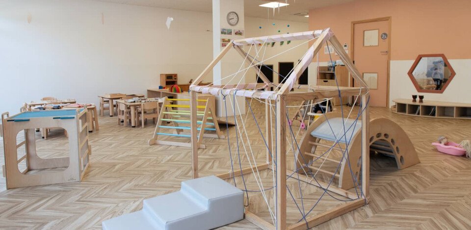 Crèche Toulouse Baby Fly people&baby espace de vie jeux en bois enfant