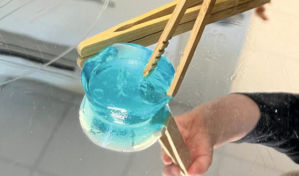 Eau gélifiée – DIY sensoriel pour enfant 